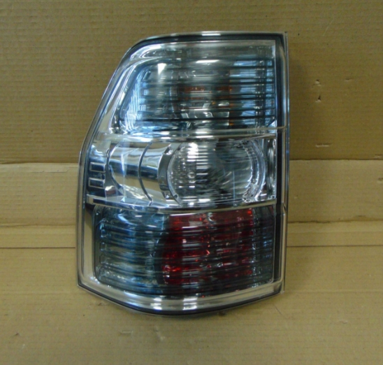Купить запчасть MITSUBISHI - 8330A565 Задний левый фонарь MITSUBISHI PAJERO 4